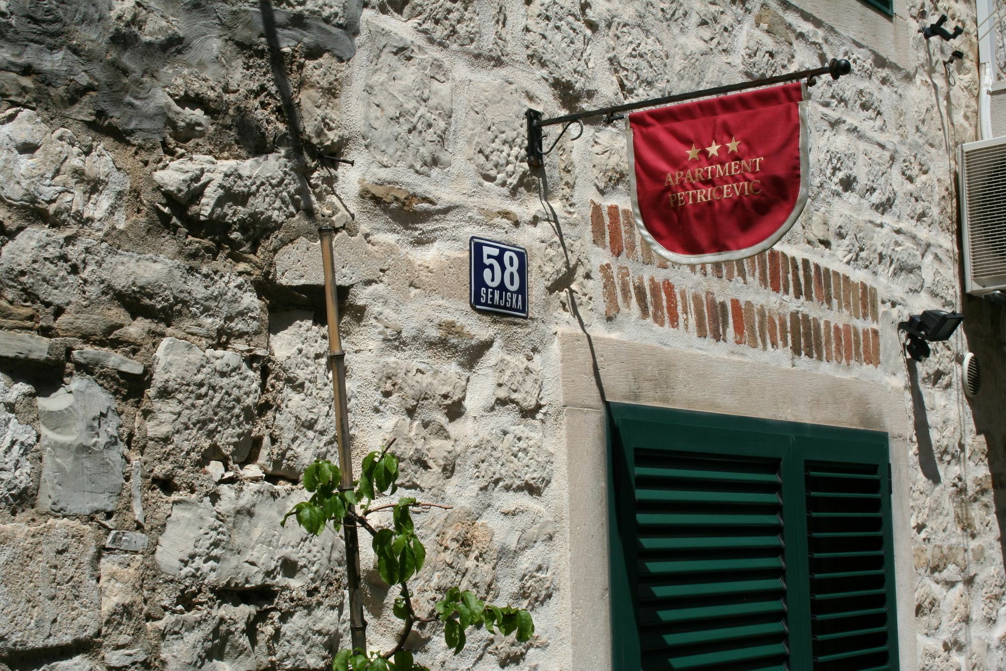 Guest House Petricevic Split Exterior foto